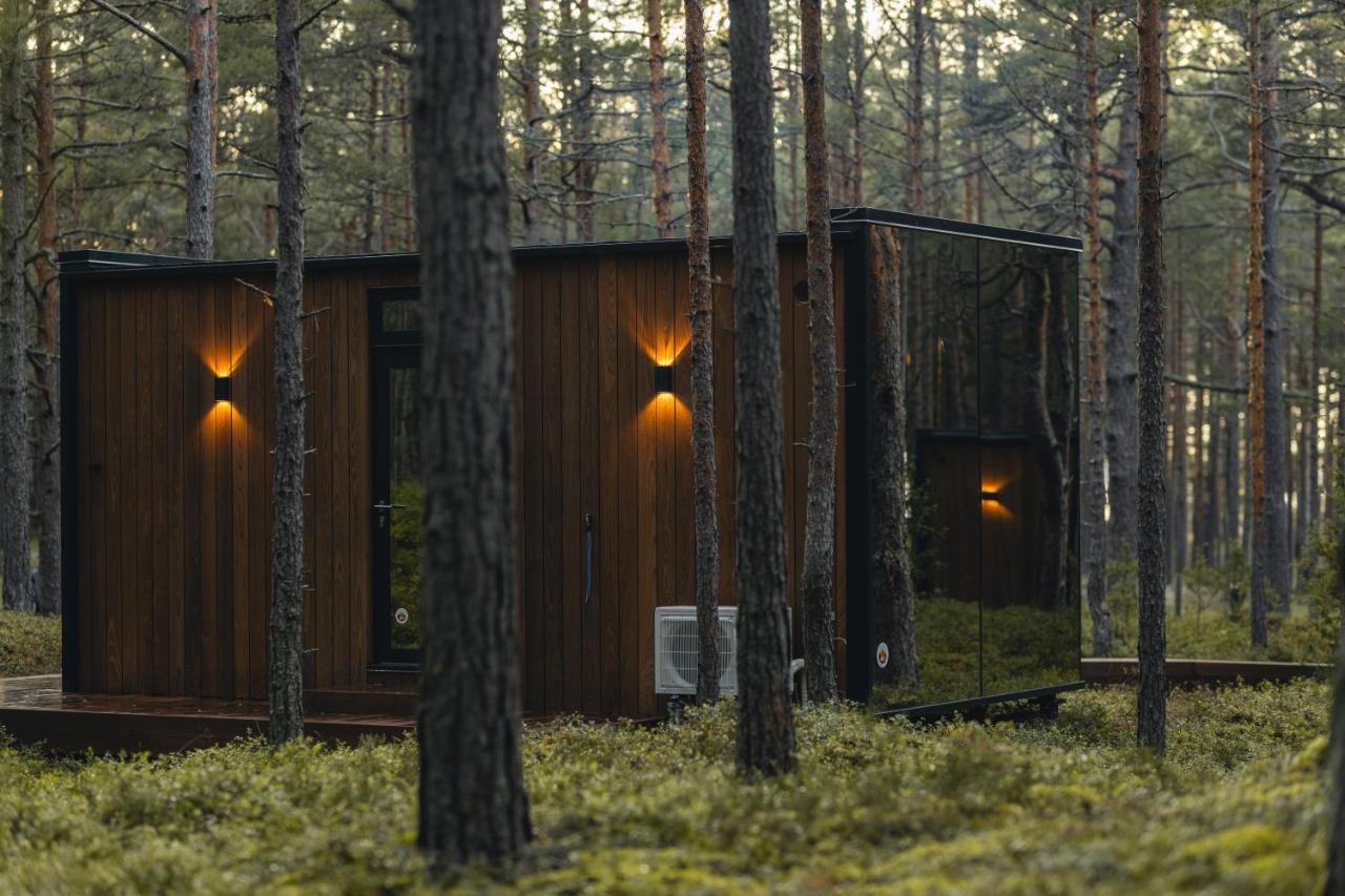 Oeoed Hoetels Lohusalu Leida & Enno Laulasmaa Exterior photo